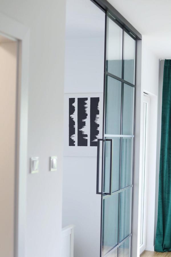 ז'שוב Capital Towers - Apartament Modern Z Widokiem Na Rzeke מראה חיצוני תמונה